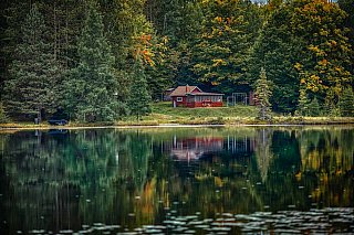 Cabin at Tracy Lake - Fall Color 2025 With the Canon 1Ds Mark III