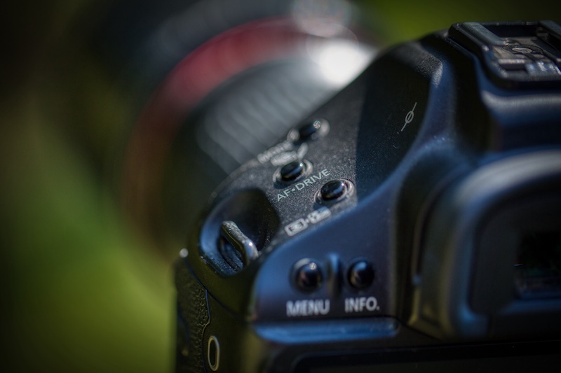 Top plate details of the Canon 1Ds Mark III DSLR